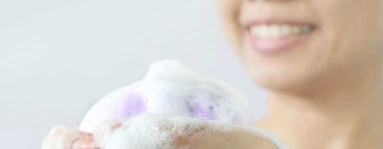 How Surface Tension Measurements Can Help to Find New Cosmetic Foaming Agents