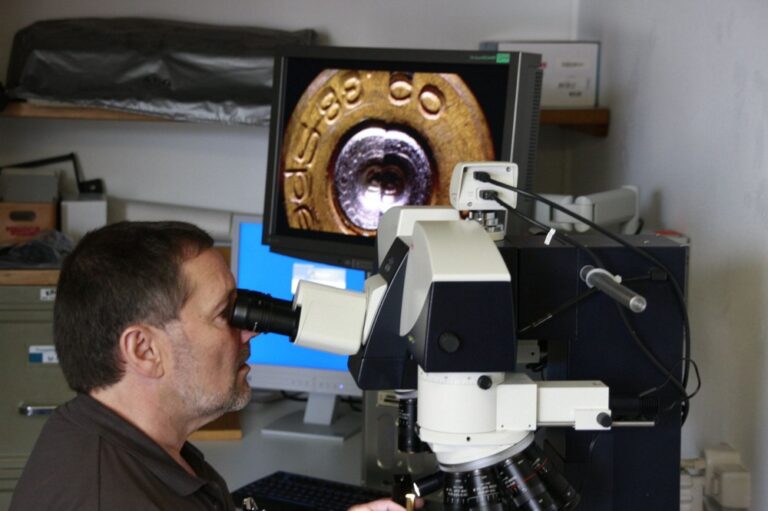 Every Clue Counts – Forensics Inconceivable Without Microscopy